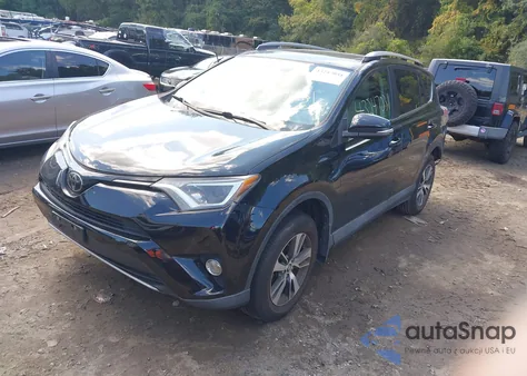 2017 Toyota Rav4 Xle z USA, uszkodzony, nr VIN 2T3RFREV5HW558996